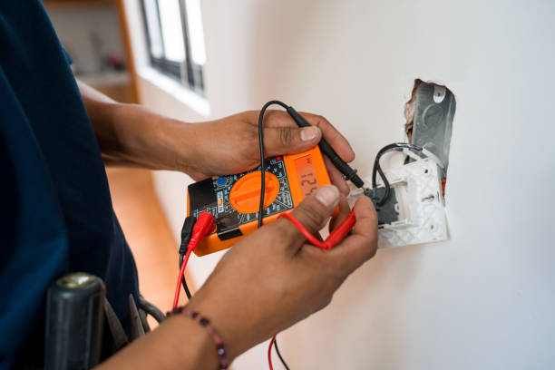Best Affordable Emergency Electrician  in Oak Park, MI